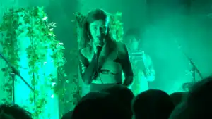 Kimbra performing in 2023