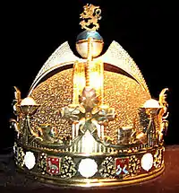 Replica of the crown designed for the Finnish monarch, who was never chosen. A contemporary crown was never crafted, but the replica was made from original drawings in the 1980s.