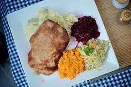 Kotlet schabowy with mashed potatoes