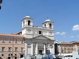 The seat of the Archdiocese of L'Aquila is Cattedrale di SS. Massimo e Giorgio.