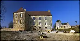 The chateau and church in Lavercantière