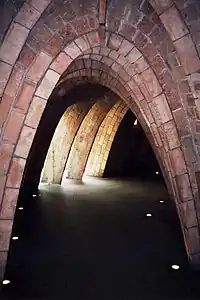 Catenary arches under the terrace of Casa Milà