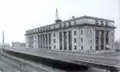 A 1914 photo shows the rooftop radio antenna.