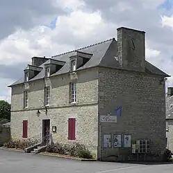 The town hall of Le Quiou