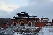 Lianhuashan (lit. "lotus flower mountain") Temple in Dalian