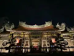 Longshan Temple at night