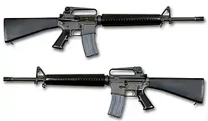 Both sides of an M16 rifle