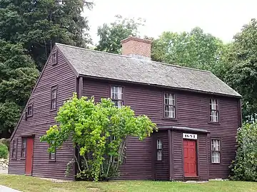 Saltbox house