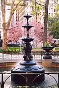 The fountain,a modern reproduction installed in 1990 based on the 1867 original, restored in 2015