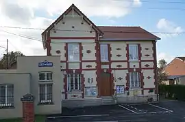 The town hall in Loisy-sur-Marne