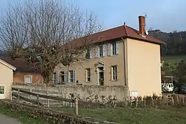 The town hall in Château