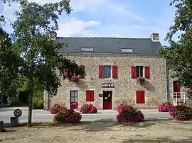 The town hall in Lanvaudan