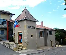 The town hall in Saint-Bonnet-de-Cray