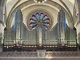 Pipe organ and rose window