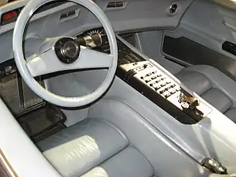 Manta Ray, interior