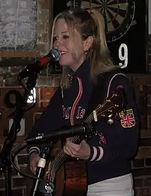 Mary Lou Lord performing in 2006