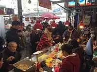 Vendors making mayak kimbap