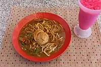 Mee Bandung and Sirap Bandung drink.