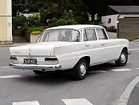 Mercedes-Benz 200D