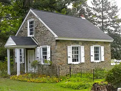 Old school at Middletown Friends Meeting House