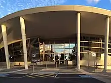 Front entrance to Mill Park library