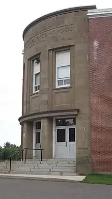 The front corner of Minto Memorial High School.