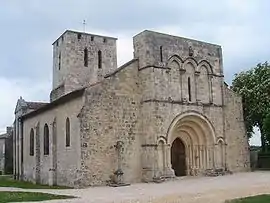 The church in Moulis-en-Médoc