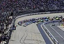 The race under green flag