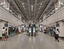 Symmetrical view of Little India station platform