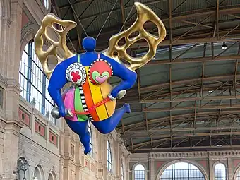 L'Ange Protecteur, by Niki de Saint Phalle, 1997, unknown materials, Zürich Hauptbahnhof, Zürich, Switzerland