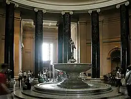 Rotunda of the West Building beneath dome (2004)