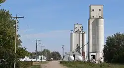 Grain elevators in Ong