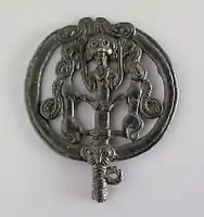 Pinhead with idol standard motif