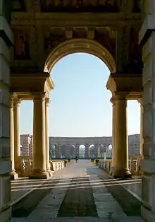 "Serlian window" archway