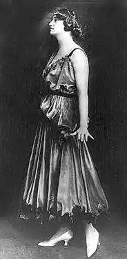 1915-17 evening dress