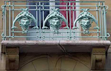 Balcony decoration of Castel Béranger by Hector Guimard (1903)