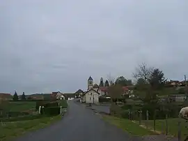 A general view of Perrigny-sur-Loire