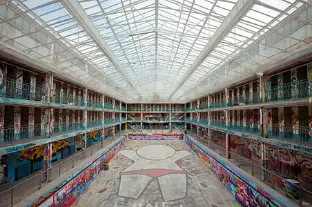 The Piscine Molitor (1929) after its closure in 1989 and before the 2015 renovation