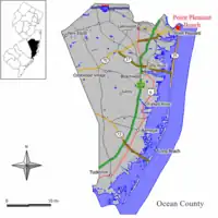 Location of Point Pleasant Beach in Ocean County highlighted in red (right). Inset map: Location of Ocean County in New Jersey highlighted in black (left).