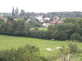 A general view of Pont-et-Massène