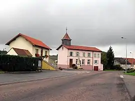 The town hall in Pont-lès-Bonfays