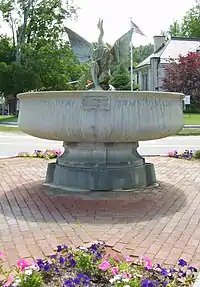 Kona Fountain in the center of town, 2007