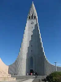 Hallgrímskirkja in Reykjavík (by Guðjón Samúelsson, 1945–1986)