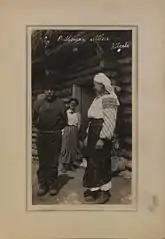 Ruthenian immigrants to Canada in 1911 in traditional garment.