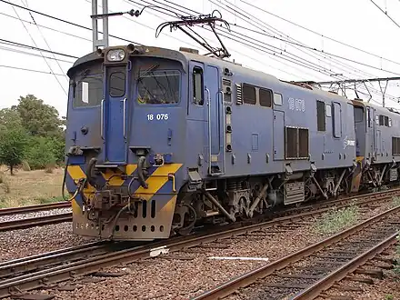 No. 18-076 (E2124) with covered drainage holes at Capital Park, Pretoria, 2 October 2006