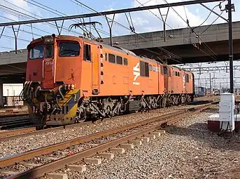 No. E1377 in Spoornet orange livery at Kaalfontein, 23 September 2009