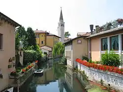 The Livenza river in the town center