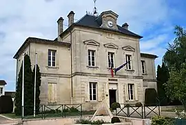 The town hall in Saint-Germain-du-Puch