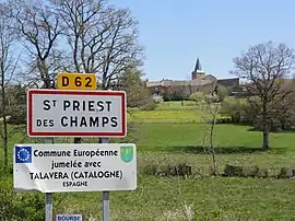 A general view of Saint-Priest-des-Champs