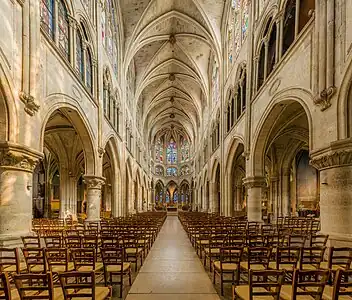 The nave, facing the choir and apse